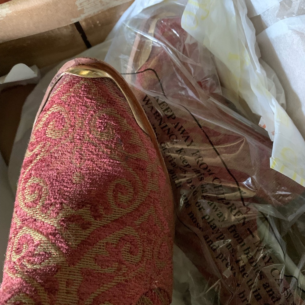 NIB-Anthropologie LATIGO HL Brocade Loafer Shoes  Pumps Red/Rouge -Size 6